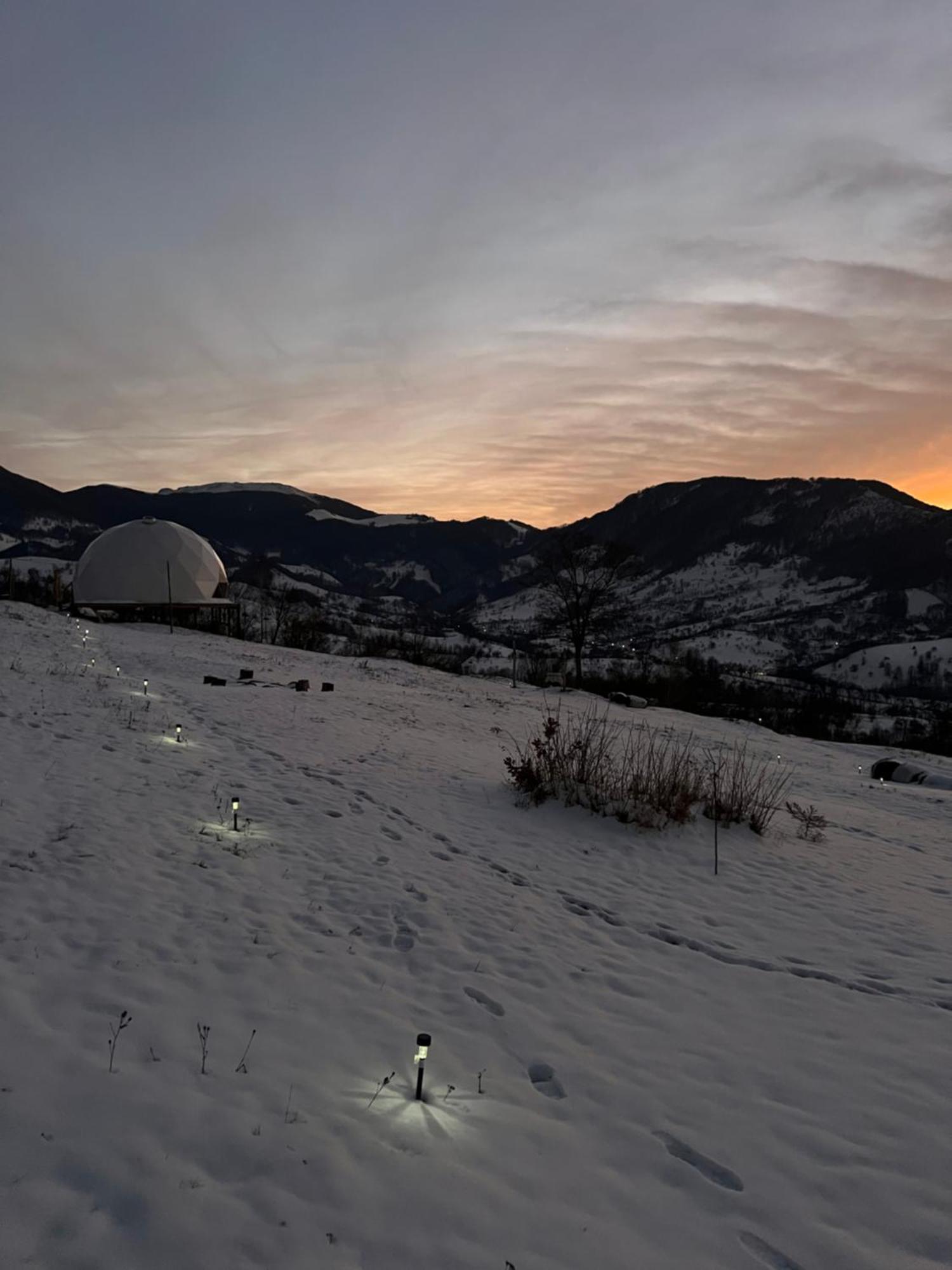 Hotel Starry Dome - Manta'S Retreat Glamping Cornereva Exteriér fotografie